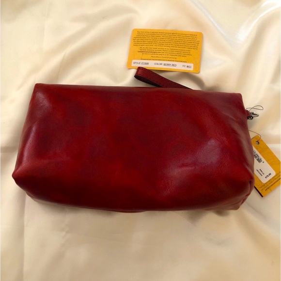 Patricia Nash Valerie Distressed Vintage Berry Red Leather Wristlet NWT & Card - Picture 9 of 12
